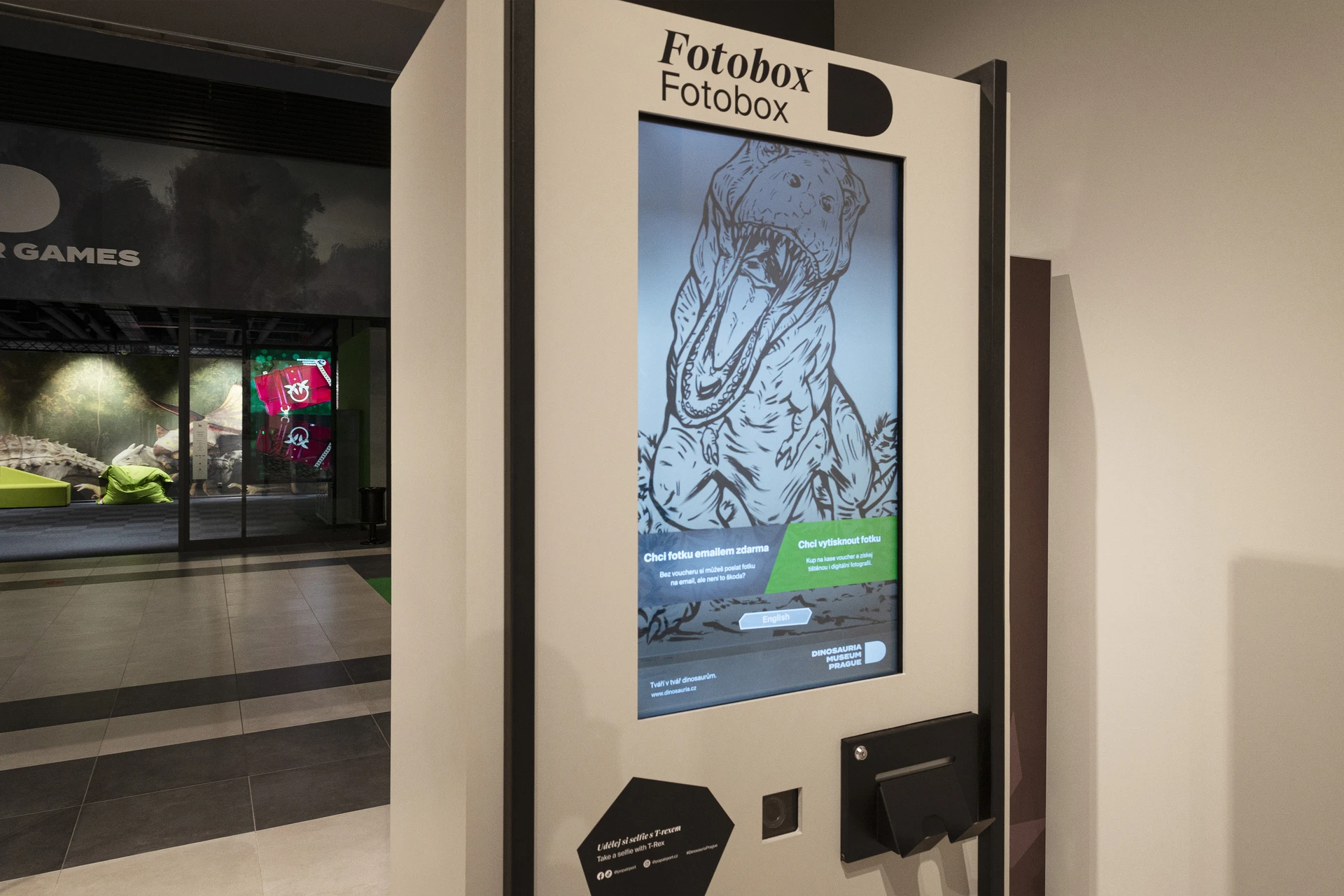 Custom photopoint kiosks